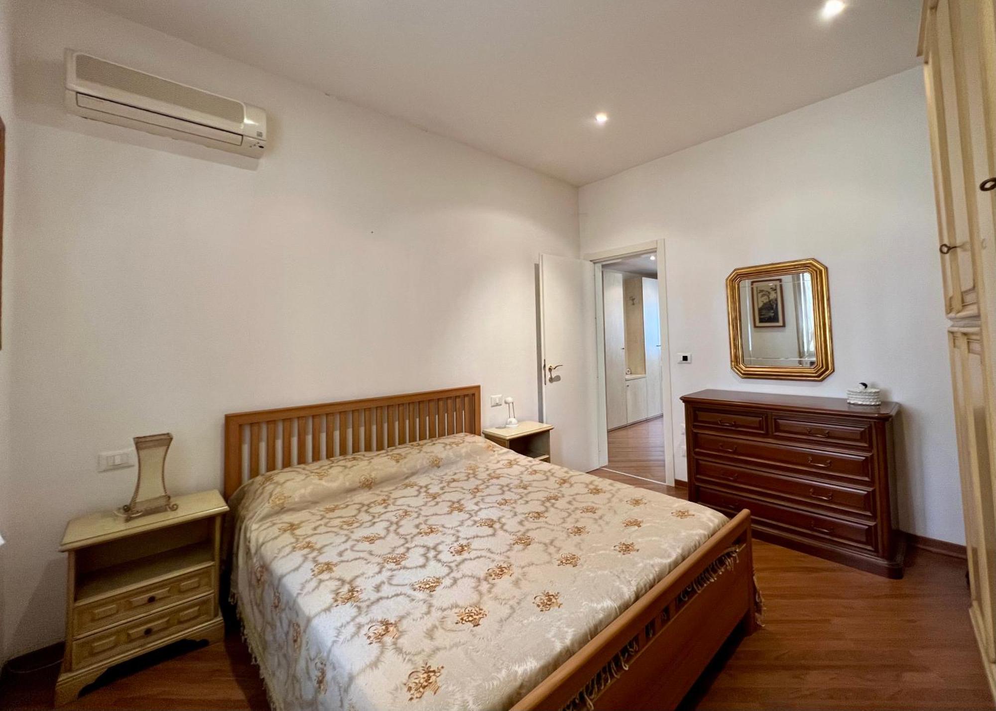 Charming Apartment Near Saragozza Bologna Exterior foto