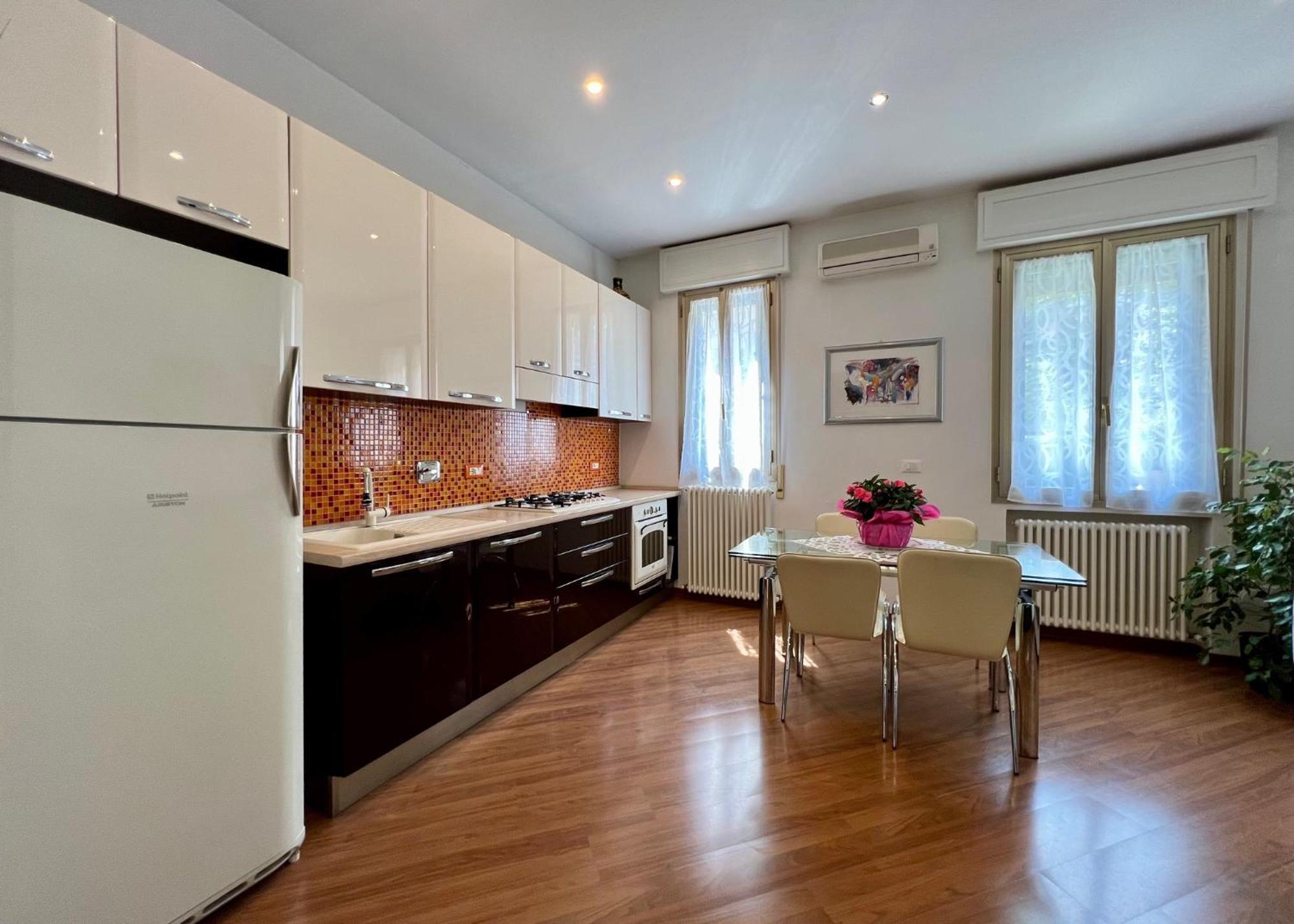 Charming Apartment Near Saragozza Bologna Exterior foto